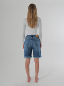 Regina in Empire Indigo