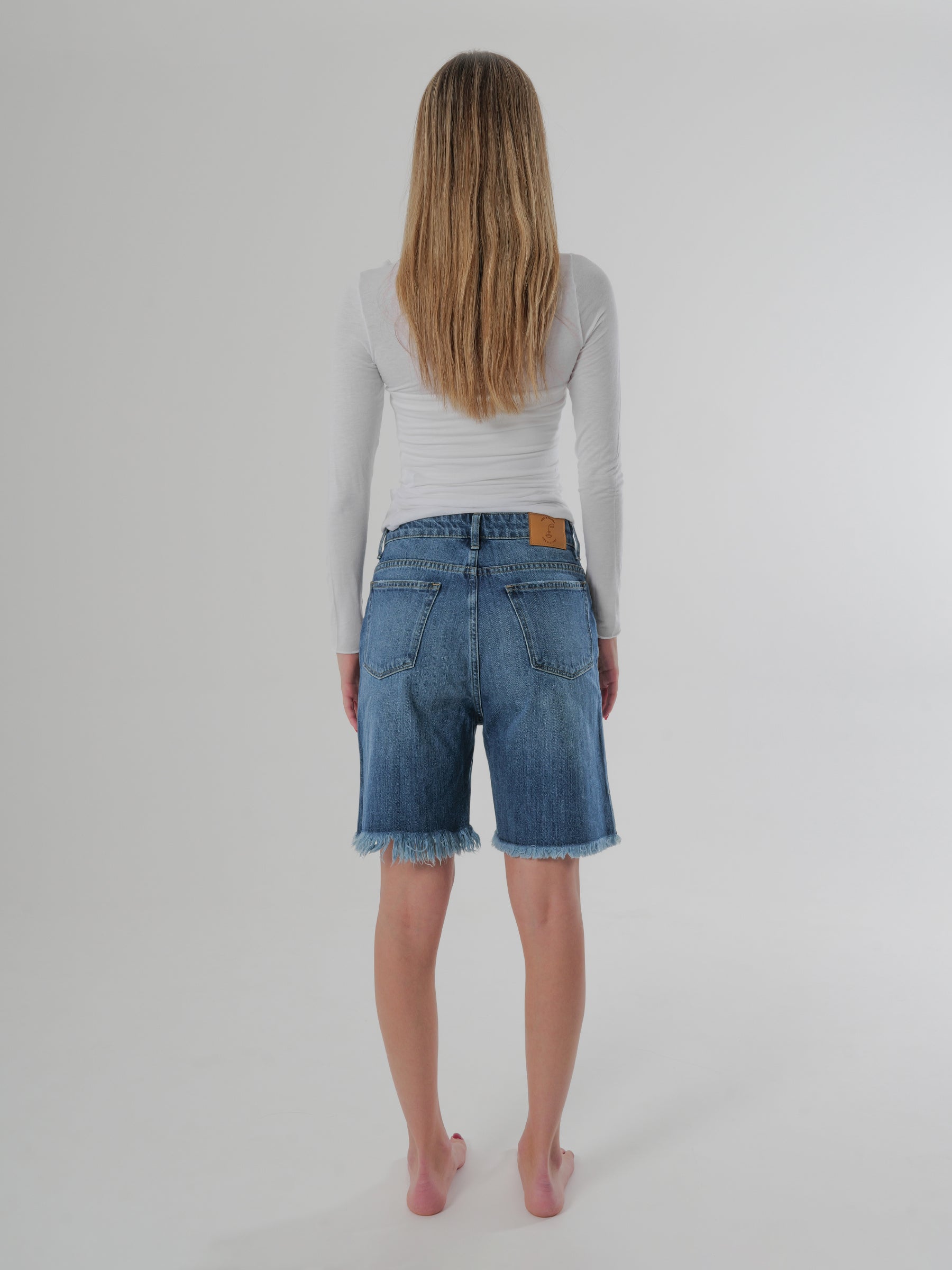 Regina in Empire Indigo